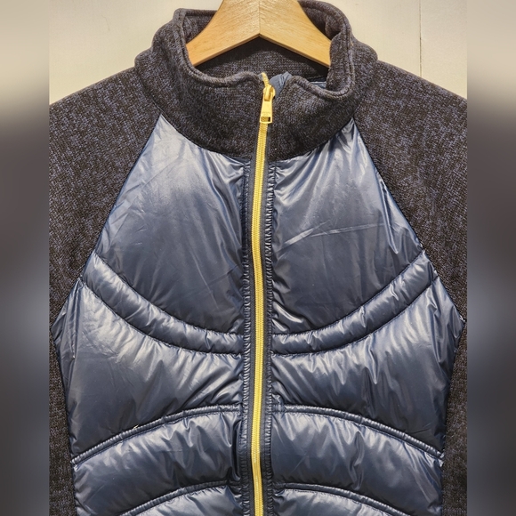 London Fog Women's Navy Blue Down‎ Puffer Jacket Gold Zipper Size Medium - Picture 2 of 7